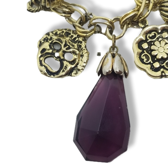 1950s GOLDTONE VENETIAN MASK THEATRICAL STATEMENT CHARM BRACELET - Picture 5 of 9